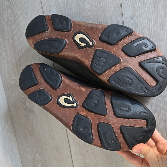 OluKai Men's Moloa Black Leather Loafers Slip On Shoes Sz 10 - Picture 11 of 12